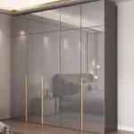 ⁦خزانة ملابس ذكية متعددة الوظائف بتصميم عصري⁩ - الصورة ⁦2⁩
