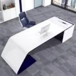 ⁦مكتب خشبي فريد ومميز⁩ - الصورة ⁦6⁩
