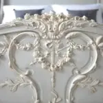 ⁦سرير كلاسيكي فرنسي فاخر من الخشب الصلب⁩ - الصورة ⁦5⁩