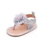 ⁦أحذية أطفال صيفية - تصميم زهري جميل⁩ - الصورة ⁦7⁩
