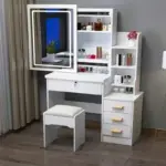 ⁦طاولة مكياج فاخرة مع مرآة مضيئة⁩ - الصورة ⁦15⁩
