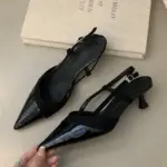 ⁦صندل نسائي بكعب منخفض - تصميم أنيق⁩ - الصورة ⁦8⁩