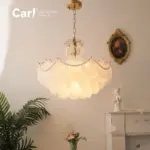 ثريا كريستال كريمية بأناقة فرنسية