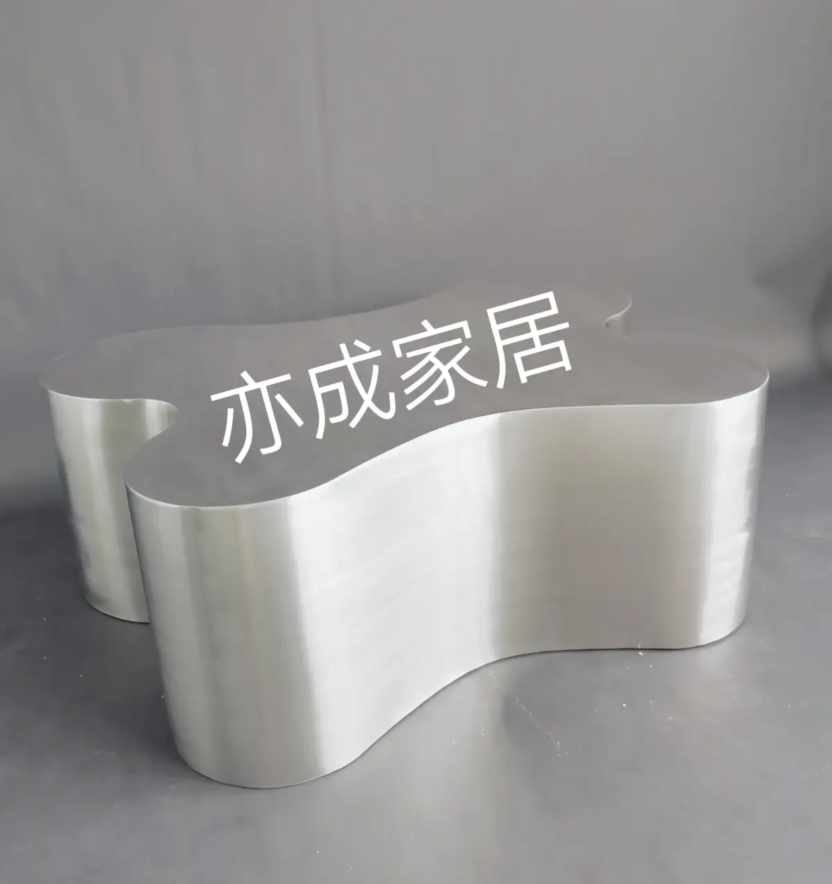⁦Metal Industrial Coffee Table Aesthetic Unique Minimalist Designer Side Table Modern Luxury Mesa Auxiliar Postmodern Furniture⁩ - الصورة ⁦22⁩
