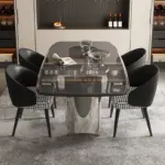 Title: طاولة طعام زجاجية فاخرة بإيطالية**