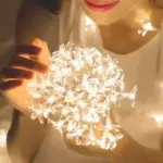 ⁦أضواء كرز بلossom بلورية ساحرة⁩ - الصورة ⁦3⁩