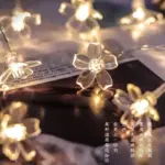 ⁦أضواء كرز بلossom بلورية ساحرة⁩ - الصورة ⁦5⁩