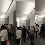 ⁦إضاءة حائط خطية عصرية⁩ - الصورة ⁦3⁩