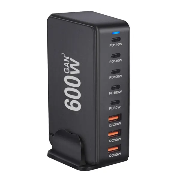 شاحن GaN 140W سريع متعدد المنافذ USB-C – شحن فائق السرعة للأجهزة الذكية والهواتف